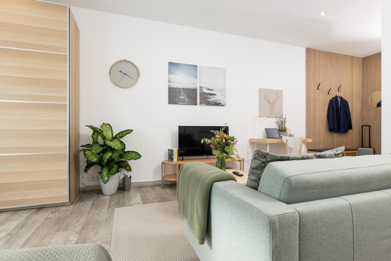 Apart4Me Scandi Apartment Geislingen Zentral Mit Parkplatz Geislingen an der Steige Zewnętrze zdjęcie